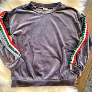 2/$20 Pat Pat Silver Velour Top 6-7